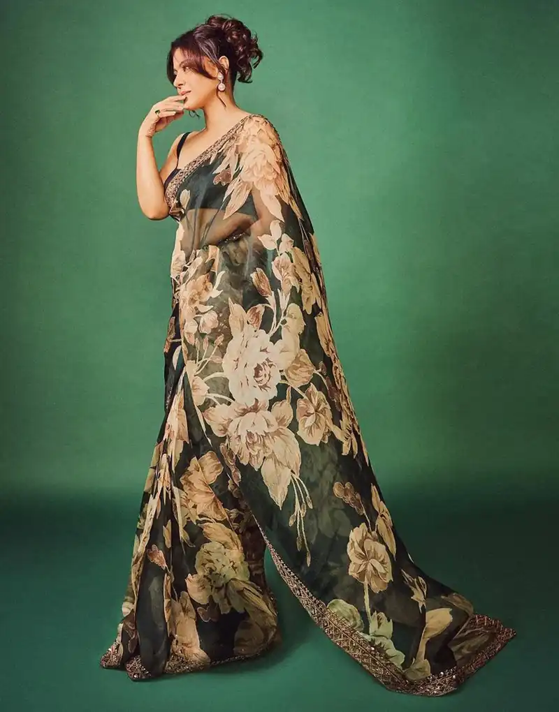 RS Kajal Green Color Heavy Premium Georgette Digital Print Saree Casual, Party Wear, Wedding, Events, Etc. Expected Delivery 4-6 Working Days 1799/- | Sarees, Bollywood Sarees, Creative Sarees, Designer Sarees, Embroidered Sarees, Ethnic Saree, Modern Digital sarees, Party Wear Sarees