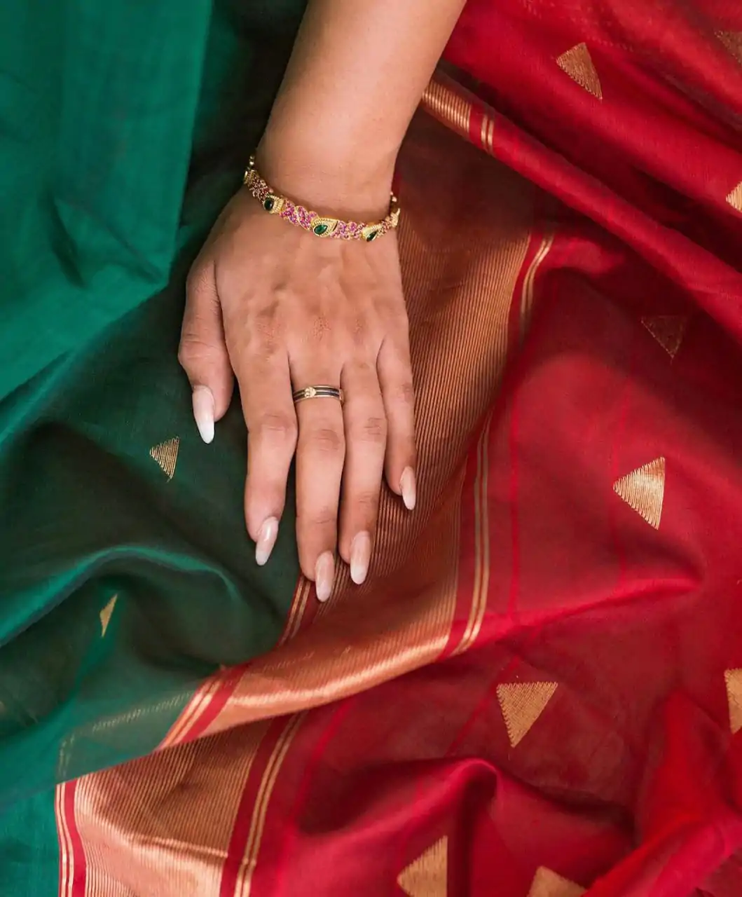 DDF Triveni Green Color Banarasi Soft Silk Ordinary Design Saree Casual, Party Wear, Wedding, Events, Etc. Expected Delivery 4-6 Working Days 1499/- | Sarees, Bollywood Sarees, Creative Sarees, Designer Sarees, Embroidered Sarees, Ethnic Saree, Modern Digital sarees, Party Wear Sarees