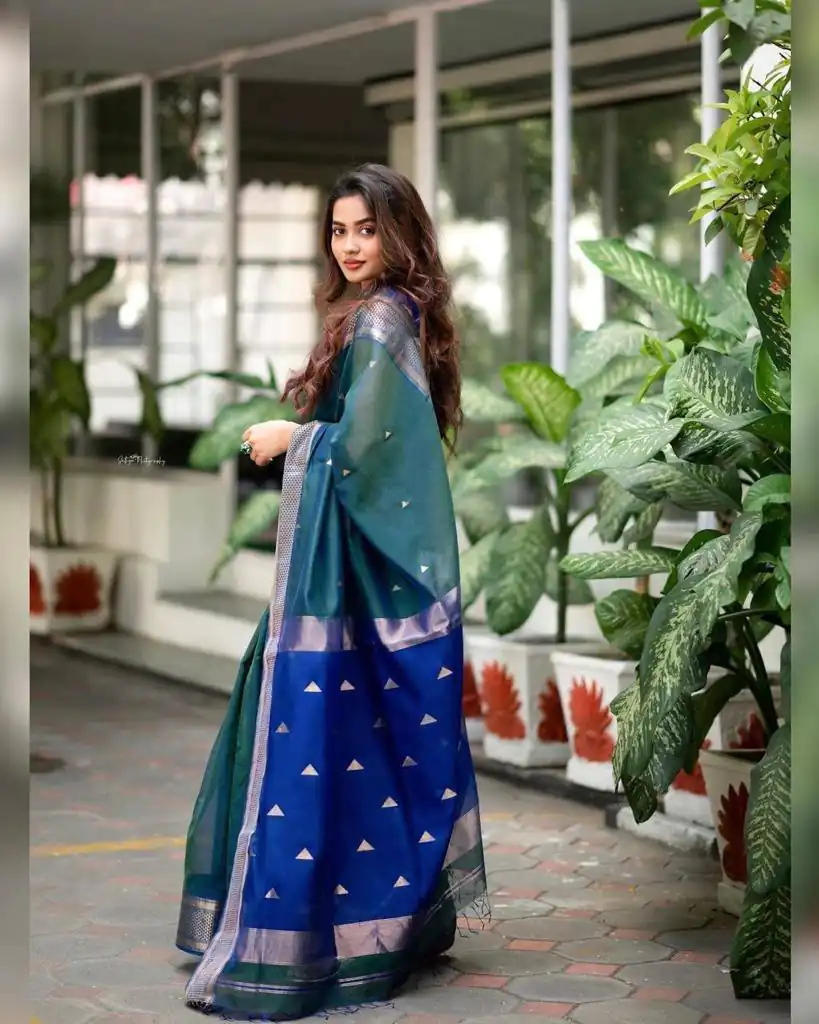 DDF Triveni Teal Blue Color Banarasi Soft Silk Ordinary Design Saree Casual, Party Wear, Wedding, Events Etc. Expected Delivery 4-6 Working Days 1499/- | Sarees, Bollywood Sarees, Creative Sarees, Designer Sarees, Embroidered Sarees, Ethnic Saree, Modern Digital sarees, Party Wear Sarees