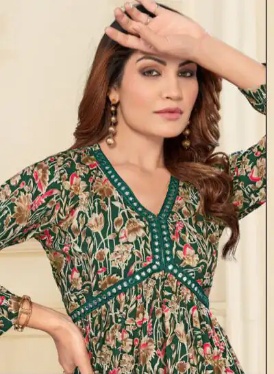 INLI  Alia Green Color Heavy Rayon Print with Foil Work Kurti Casual, Wedding, Party, Festive, Events Etc. Expected Delivery 4-6 Days @1299/- | Kurti, Bollywood Kurti, Creative Kurtis, Designer Kurti, Party Wear Kurti, Selfie Kurti