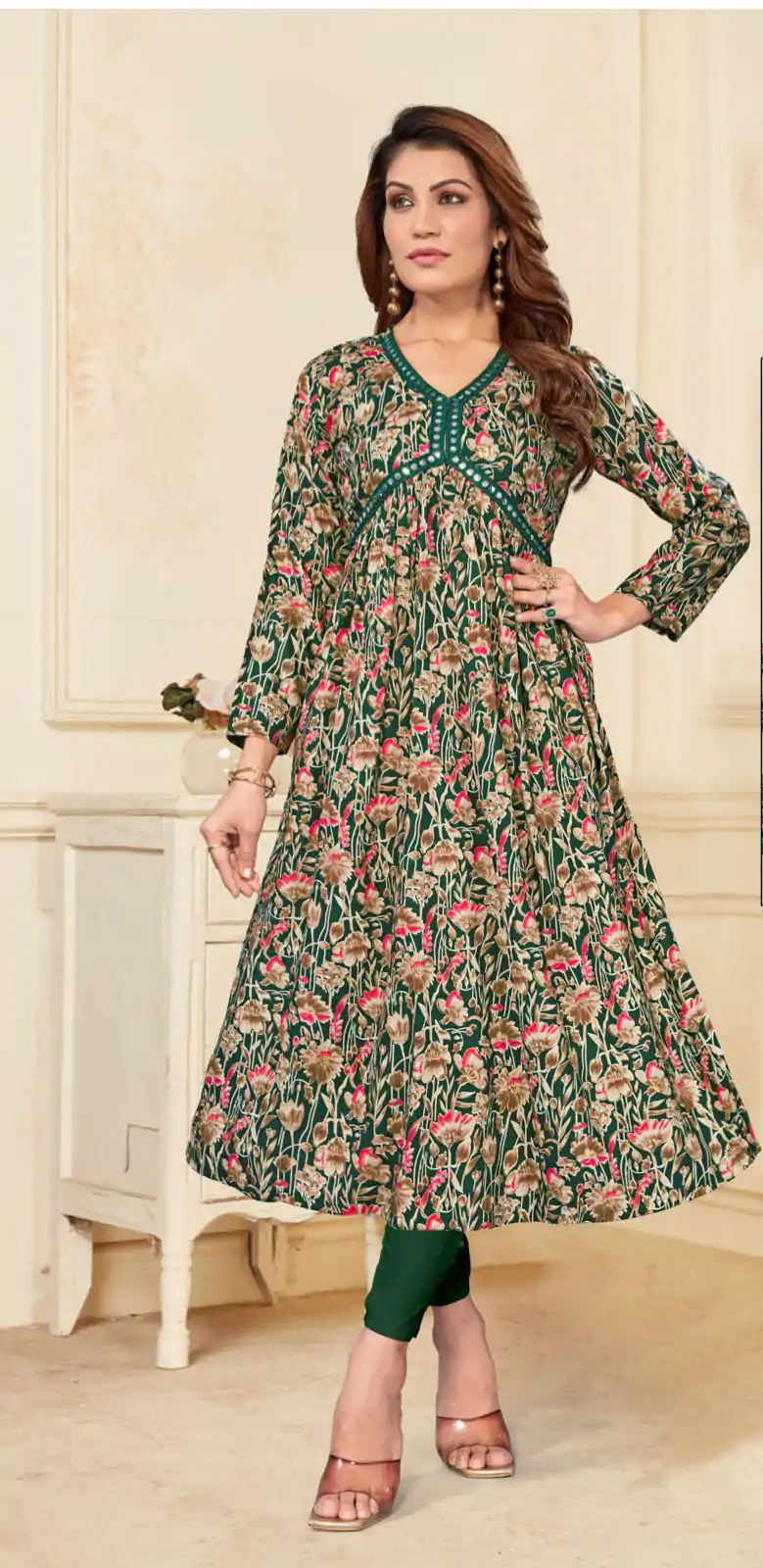 INLI  Alia Green Color Heavy Rayon Print with Foil Work Kurti Casual, Wedding, Party, Festive, Events Etc. Expected Delivery 4-6 Days @1299/- | Kurti, Bollywood Kurti, Creative Kurtis, Designer Kurti, Party Wear Kurti, Selfie Kurti