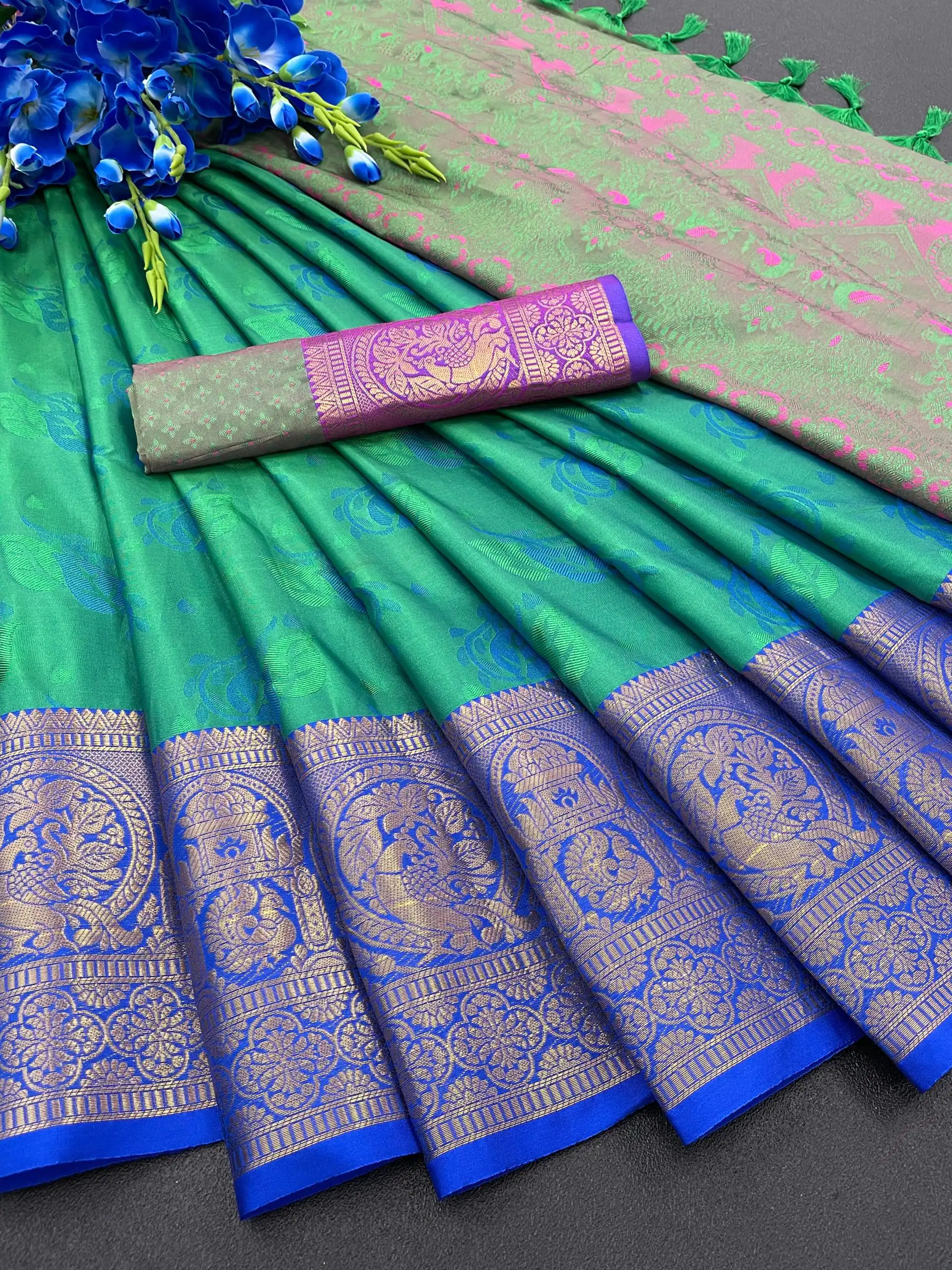 MB™️  3195 Peacock Green Color Soft Kanjivaram Jacquard Weaving Saree Casual, Party Wear, Wedding, Events Etc. Expected Delivery 4-6 Working Days @1699/- | Sarees, Bollywood Sarees, Creative Sarees, Designer Sarees, Embroidered Sarees, Ethnic Saree, Modern Digital sarees, Party Wear Sarees