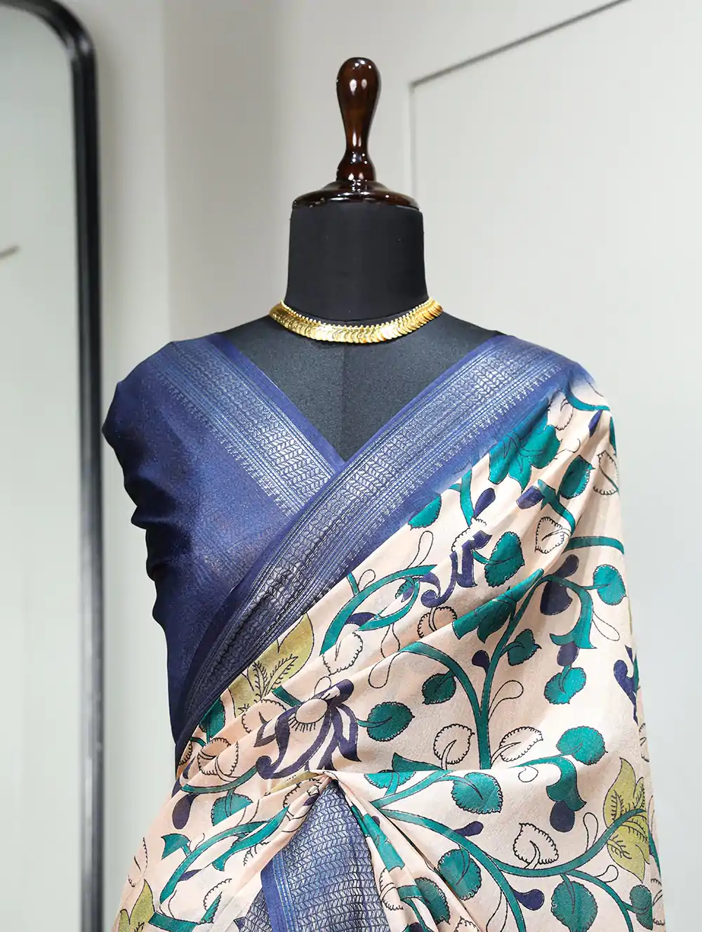 YNF7015 Navy Blue :Saree Fabric Gadhawal Chex :Saree Work :Arca Work Blouse Fabric : Linen petti silk Party wear Designer Saree @1349 | Sarees, Bollywood Sarees, Creative Sarees, Designer Sarees, Modern Digital sarees, Party Wear Sarees