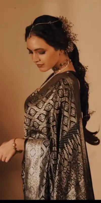 KP 5070 Black Color Soft Lichi Silk Cloth Rich Pallu All Over Saree Events Casual, Wedding, Festive, Events . Expected Delivery  4-6 Working Days @1399/- | Sarees, Bollywood Sarees, Creative Sarees, Designer Sarees, Embroidered Sarees, Ethnic Saree, Modern Digital sarees, Party Wear Sarees