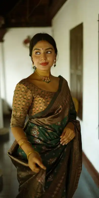 DDF 126 Green Color Soft Lichi Silk Ordinary Design Rich Pallu Saree Casual, Party Wear, Events, Festivals Etc. Expected Delivery 4-6 Working Days 1549 | Sarees, Bollywood Sarees, Creative Sarees, Designer Sarees, Embroidered Sarees, Ethnic Saree, Modern Digital sarees, Party Wear Sarees