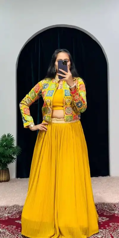 ST 1044 Yellow Color Georgette Zari Kashmiri Mirror Lehenga Choli Casual, Wedding, Party, Festive, Events Etc. Expected Delivery 4-6 Working Days @2049/- | Lehenga, Bollywood Lehenga, Creative Lehenga, Designer Lehenga, Embroidered Lehenga, Party Wear Lehenga