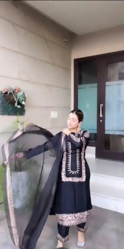 RTC 5679 Black Color Foix Georgette thread Sequence Work Gown Casual, Wedding, Party, Festive, Events Etc. Expected Delivery 4-6 Working Days @2049/- | Kurti, Bollywood Kurti, Creative Kurtis, Designer Kurti, Party Wear Kurti, Selfie Kurti