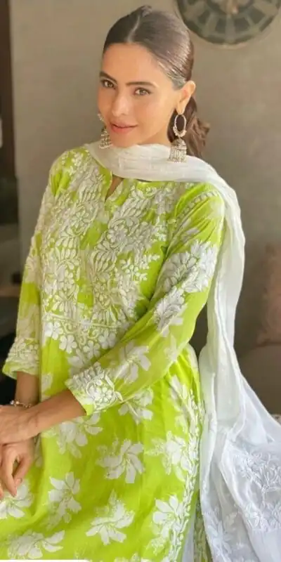 ST 150 Green Color Foix Georgette Fancy Digital Printed Salwar Suit Casual, Wedding, Party, Festive, Events Etc. Expected Delivery 4-6 Working Days @1750/- | Jump Suits, Salwar suit, Designer Suits, Casual Suits, Creative suits, Palazzo Suits, Party Wear Suits, Patiala Suits, Straight Suits