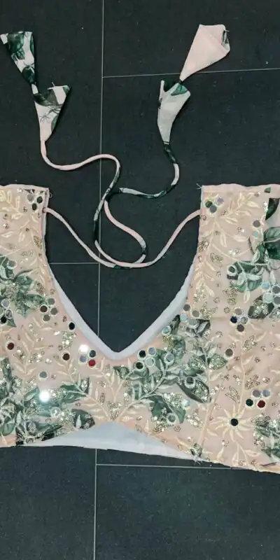 KD 381 White  Saree : Georgette Thread Digital Print Work Saree Casual, Party, Wedding, Festive, Events Etc.  Expected Delivery 4-6 Working Days @2099/- | Sarees, Bollywood Sarees, Creative Sarees, Designer Sarees, Embroidered Sarees, Modern Digital sarees, Party Wear Sarees