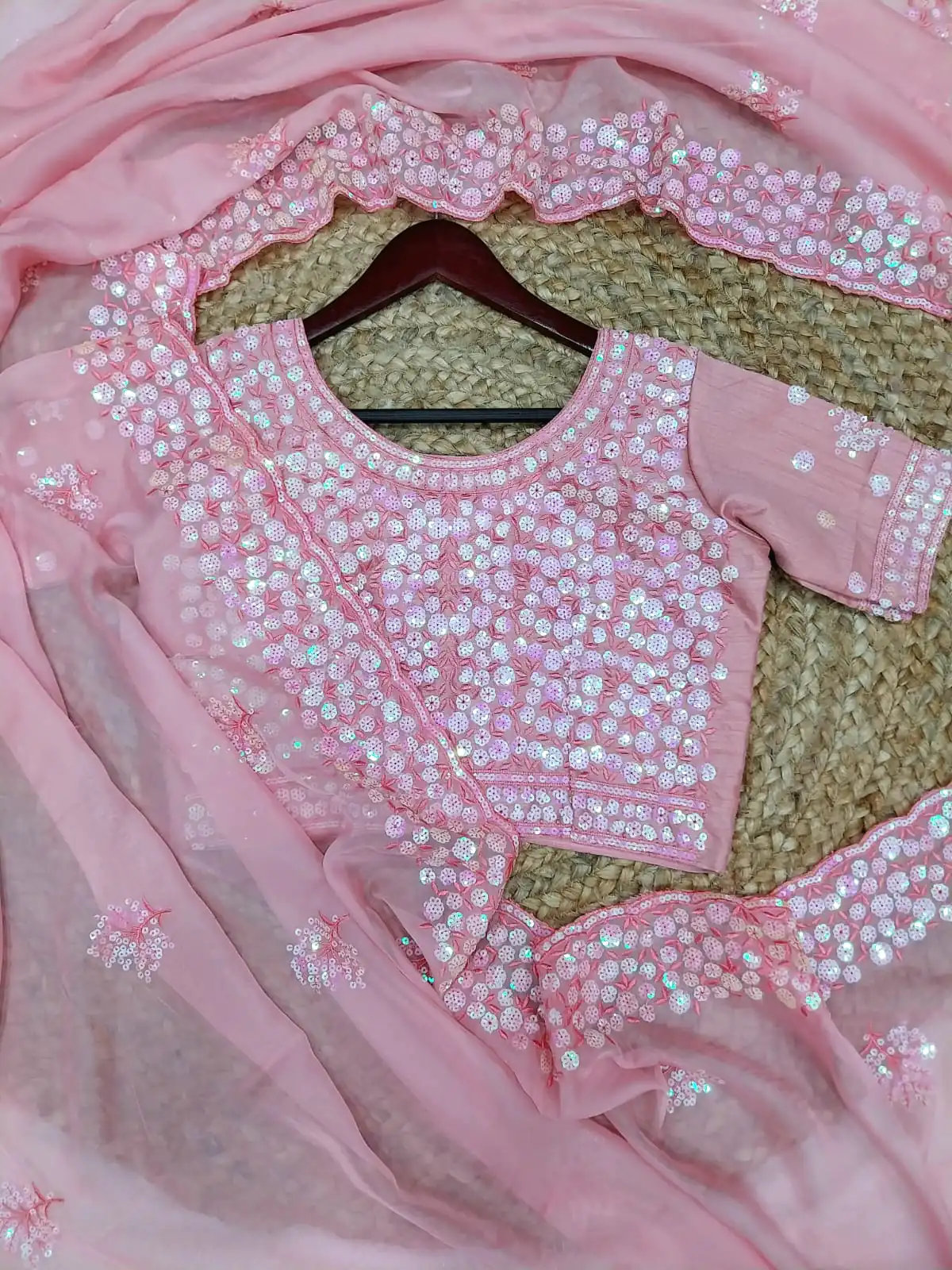 SF Salaar 263 Pink Color Pure Soft Tabby Organza Butta Nd Work Saree Casual, Wedding, Festive, Events Etc. Expected Delivery  4-6 Working Days @2149/- | Sarees, Bollywood Sarees, Creative Sarees, Designer Sarees, Embroidered Sarees, Ethnic Saree, Modern Digital sarees, Party Wear Sarees