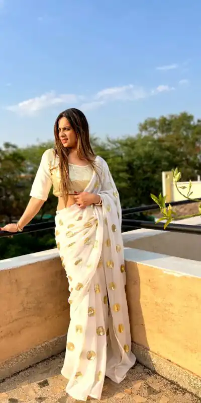 JR 589 White Color Georgette Embroidery Sequence work with folo piping Saree Casual, Wedding, Festive, Events . Expected Delivery  4-6 Working Days @1599/- | Sarees, Bollywood Sarees, Creative Sarees, Designer Sarees, Embroidered Sarees, Ethnic Saree, Modern Digital sarees, Party Wear Sarees