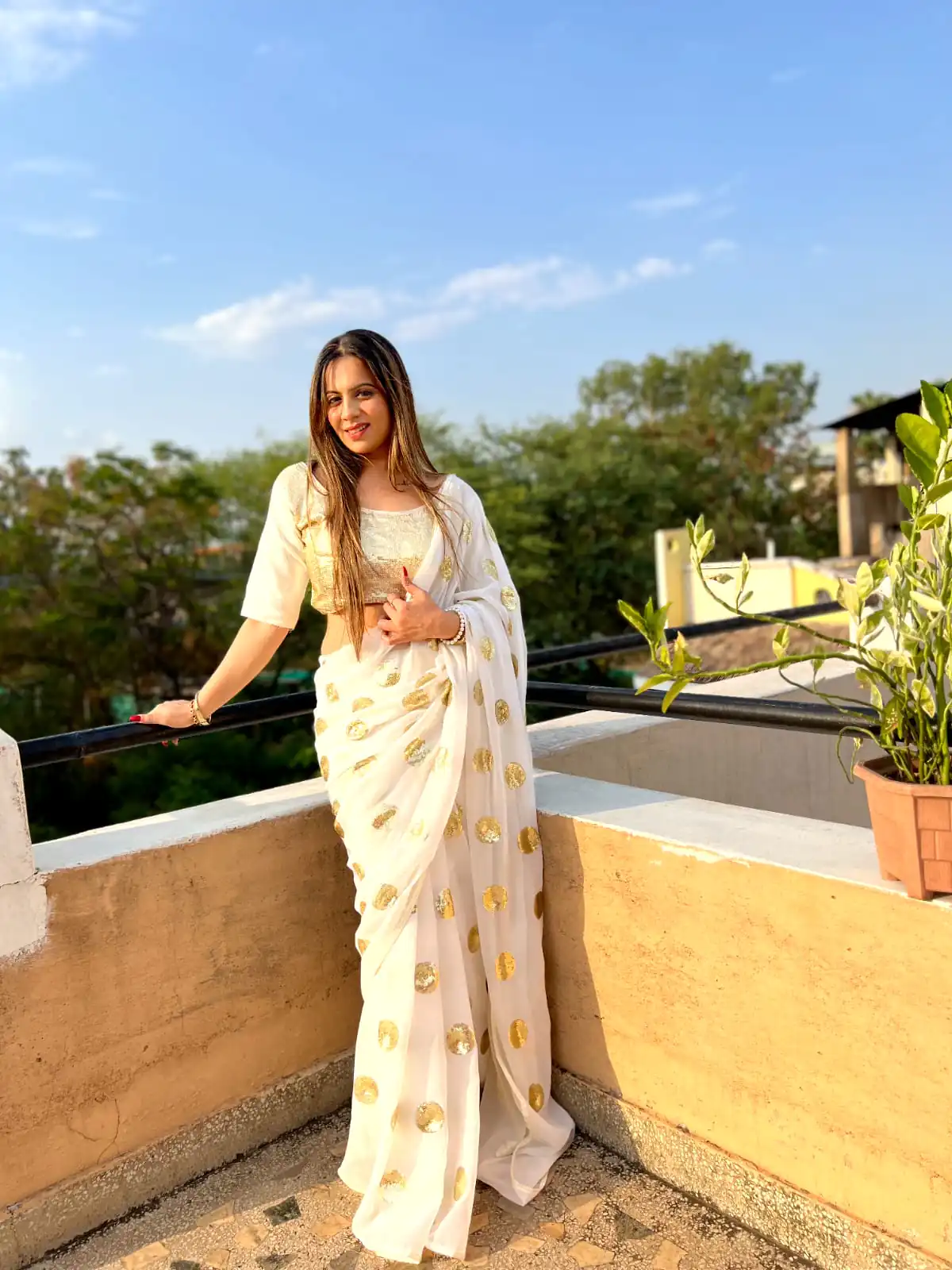 JR 589 White Color Georgette Embroidery Sequence work with folo piping Saree Casual, Wedding, Festive, Events . Expected Delivery  4-6 Working Days @1599/- | Sarees, Bollywood Sarees, Creative Sarees, Designer Sarees, Embroidered Sarees, Ethnic Saree, Modern Digital sarees, Party Wear Sarees