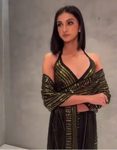 KT 296 Black Color Georgette Heavy Sequence And Thread Work Saree Casual, Party Wear, Wedding Expected Delivery 4-6 Working Days@1899/ | Sarees, Bollywood Sarees, Creative Sarees, Designer Sarees, Embroidered Sarees, Party Wear Sarees