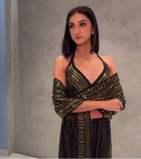 KT 296 Black  Color Georgette Heavy Sequence And Thread Work Saree Casual, Party Wear, Wedding Expected Delivery 4-6 Working Days@1899/ | Sarees, Bollywood Sarees, Creative Sarees, Designer Sarees, Embroidered Sarees, Party Wear Sarees