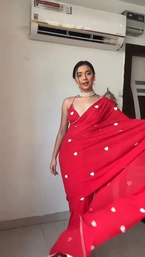 DDH LOVING Red  Color Georgette With Hart Gmathi Work Saree Events Casual, Wedding, Festive, Events Etc. Expected Delivery  4-6 Working Days @1499/- | Sarees, Bollywood Sarees, Creative Sarees, Designer Sarees, Embroidered Sarees, Ethnic Saree, Modern Digital sarees, Party Wear Sarees