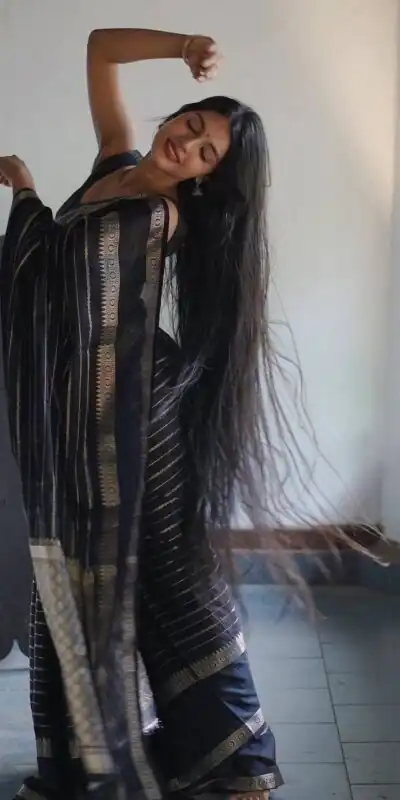 DDF Silver Black 2 Color Soft Lichi Silk Ordinary Design Saree Casual, Party Wear, Events, Festivals Wear Etc. Expected Delivery 4-6 Working Days 1399/- | Sarees, Bollywood Sarees, Creative Sarees, Designer Sarees, Embroidered Sarees, Ethnic Saree, Modern Digital sarees, Party Wear Sarees