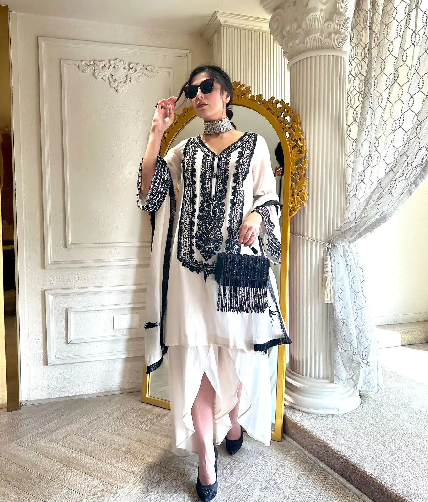 KD 1437 White Color Faux Georgette Thread Work Salwar Suit Casual, Party, Festive, Events Wedding Etc.  Expected Delivery 4-6 Working Days @1899/- Only | Salwar suit, Designer Suits, Casual Suits, Creative suits, Palazzo Suits, Party Wear Suits, Straight Suits