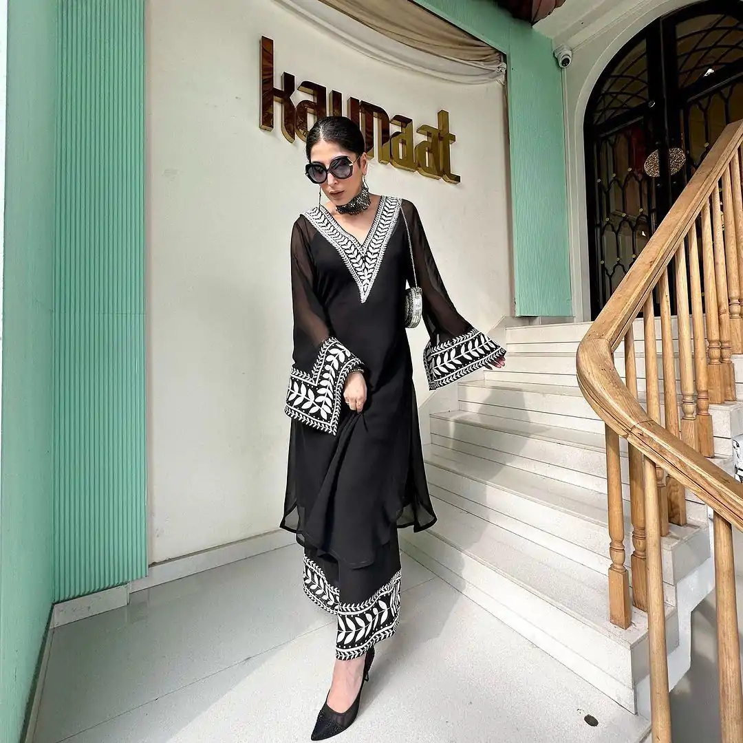 RTC 5678 Black Color Foix Georgette thread Sequence Work Kurti Casual, Wedding, Party, Festive, Events Etc. Expected Delivery 4-6 Working Days @1849/- | Kurti, Bollywood Kurti, Creative Kurtis, Designer Kurti, Party Wear Kurti, Selfie Kurti