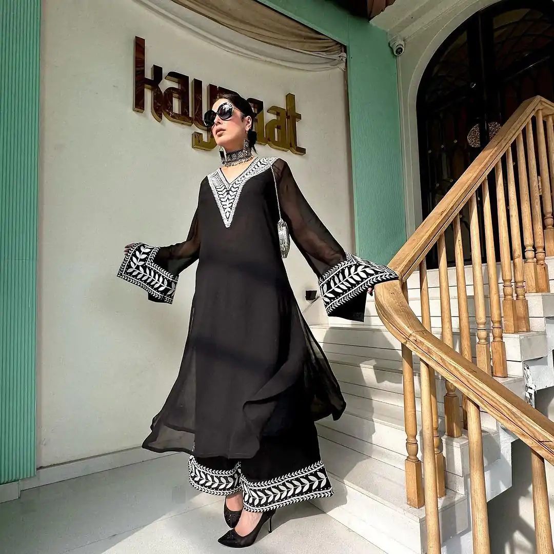 RTC 5678 Black Color Foix Georgette thread Sequence Work Kurti Casual, Wedding, Party, Festive, Events Etc. Expected Delivery 4-6 Working Days @1849/- | Kurti, Bollywood Kurti, Creative Kurtis, Designer Kurti, Party Wear Kurti, Selfie Kurti