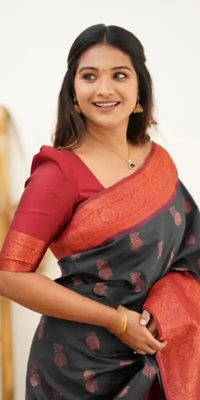 KP 4061 Grey Color Soft Lichi Silk Jacquard On All Over Saree Casual, Party Wear, Wedding, Events Etc. Expected Delivery 4-6 Working Days @1449/- | Sarees, Bollywood Sarees, Creative Sarees, Designer Sarees, Embroidered Sarees, Ethnic Saree, Modern Digital sarees, Party Wear Sarees