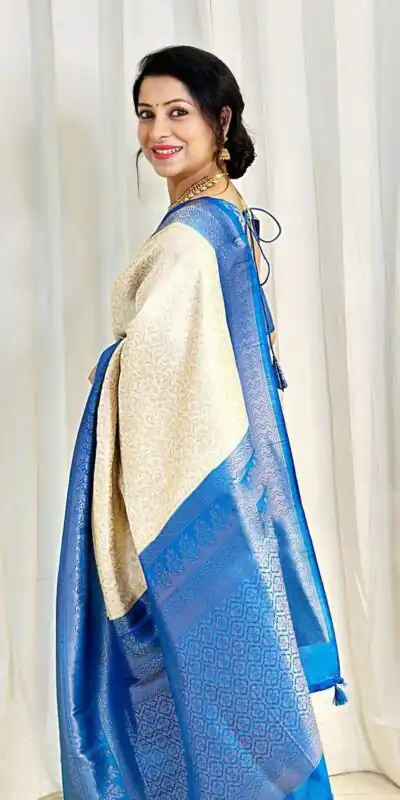 DDF 116 Golden Color Soft Lichi Silk Ordinary Design Rich Pallu Saree Casual, Party Wear, Events, Festivals Etc. Expected Delivery 4-6 Working Days 1499/ | Sarees, Bollywood Sarees, Creative Sarees, Designer Sarees, Embroidered Sarees, Ethnic Saree, Modern Digital sarees, Party Wear Sarees