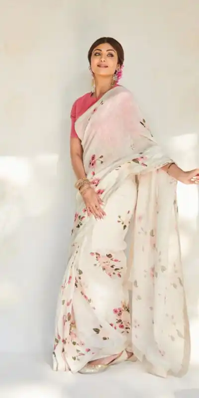 RS Shilpa Shetty Cream Color Linen Digital Flower Printed Saree Casual, Party, Wedding, Festive, Events Etc. Expected Delivery 4-6 Working Days @1449/- Only | Sarees, Bollywood Sarees, Creative Sarees, Designer Sarees, Embroidered Sarees, Ethnic Saree, Modern Digital sarees, Party Wear Sarees