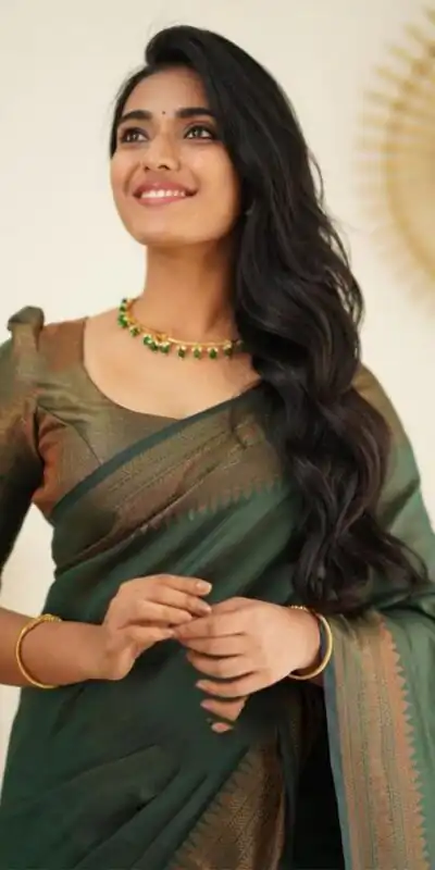 KP 4068 Green Color Soft Lichi Silk Cloth Rich Pallu All Over Saree Events Casual, Wedding, Festive, Events Etc. Expected Delivery  4-6 Working Days @1349/- | Sarees, Bollywood Sarees, Creative Sarees, Designer Sarees, Embroidered Sarees, Ethnic Saree, Modern Digital sarees, Party Wear Sarees