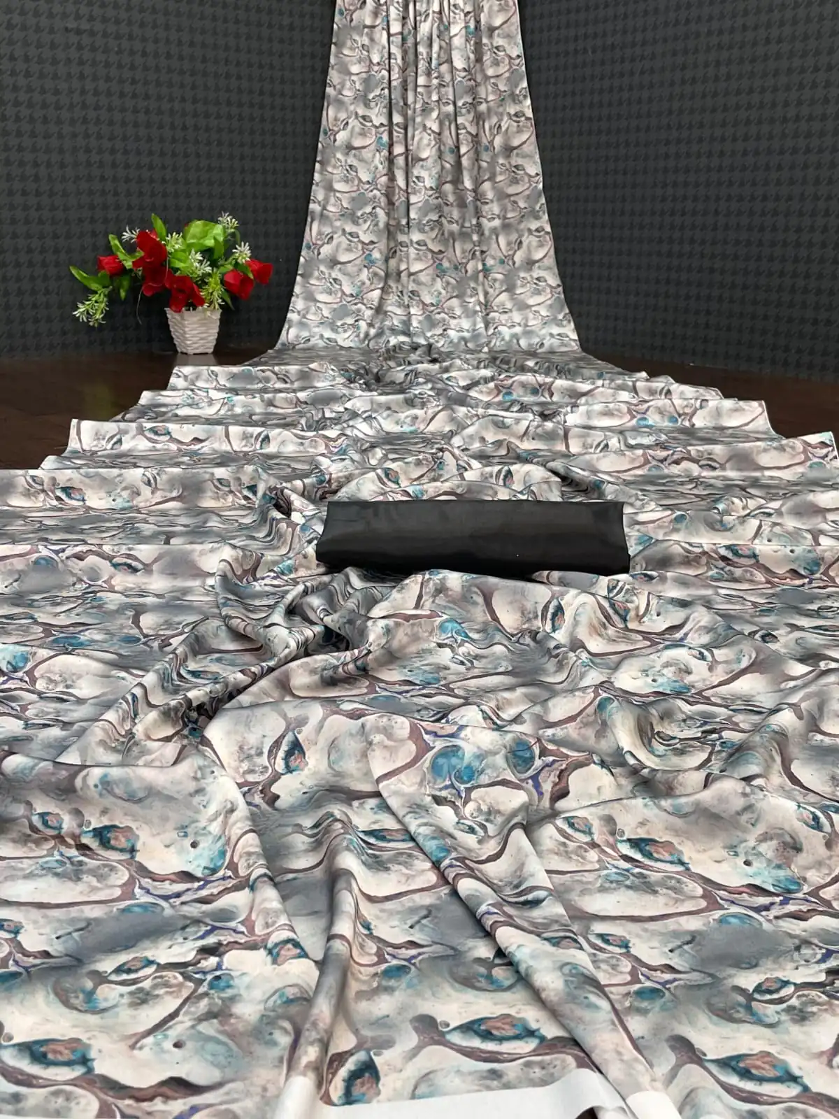 Veechis 6001 Grey Heavy Devsena Soft Silk Saree Digital Print Saree Casual, Party , Festive, Events Etc. Expected Delivery 4-6 Working Days @1499 | Sarees, Bollywood Sarees, Creative Sarees, Designer Sarees, Embroidered Sarees, Modern Digital sarees, Party Wear Sarees