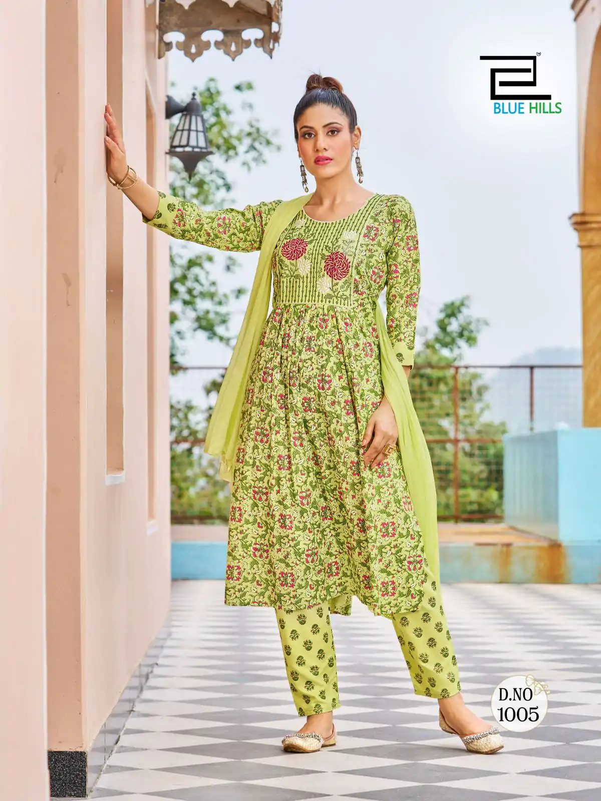 INLI Kiara Green Color Heavy Rayon With Embroidery Work Kurti Casual, Wedding, Party, Festive, Events Etc. Expected Delivery 4-6 Working Days @1799/- | Kurti, Bollywood Kurti, Creative Kurtis, Designer Kurti, Party Wear Kurti, Selfie Kurti