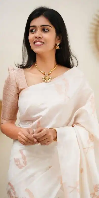 KP 4091 Off White Color Soft Lichi Silk Cloth Rich Pallu All Over Saree Events Casual, Wedding, Festive, Events . Expected Delivery  4-6 Working Days @1249/- | Sarees, Bollywood Sarees, Creative Sarees, Designer Sarees, Embroidered Sarees, Ethnic Saree, Modern Digital sarees, Party Wear Sarees