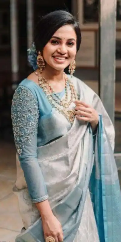 ES 8161 Silver Color Soft Lichi Silk Butti Work Saree Casual, Wedding, Party, Festive, Events Etc. Expected Delivery 4-6 Working Days @1499/- | Sarees, Bollywood Sarees, Creative Sarees, Designer Sarees, Embroidered Sarees, Ethnic Saree, Modern Digital sarees, Party Wear Sarees