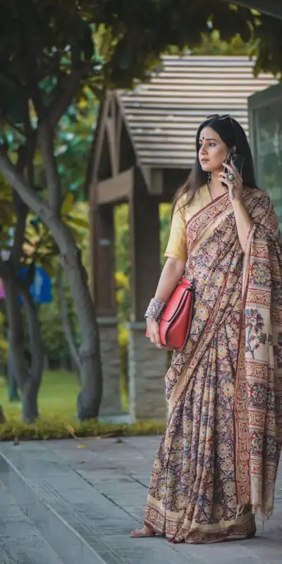 NT 560 Cream Color Plain Linen Digital Printed All Over Saree Events Casual Wedding Festive . Expected Delivery  4-6 Working Days @1449/- | Sarees, Bollywood Sarees, Creative Sarees, Designer Sarees, Embroidered Sarees, Ethnic Saree, Modern Digital sarees, Party Wear Sarees