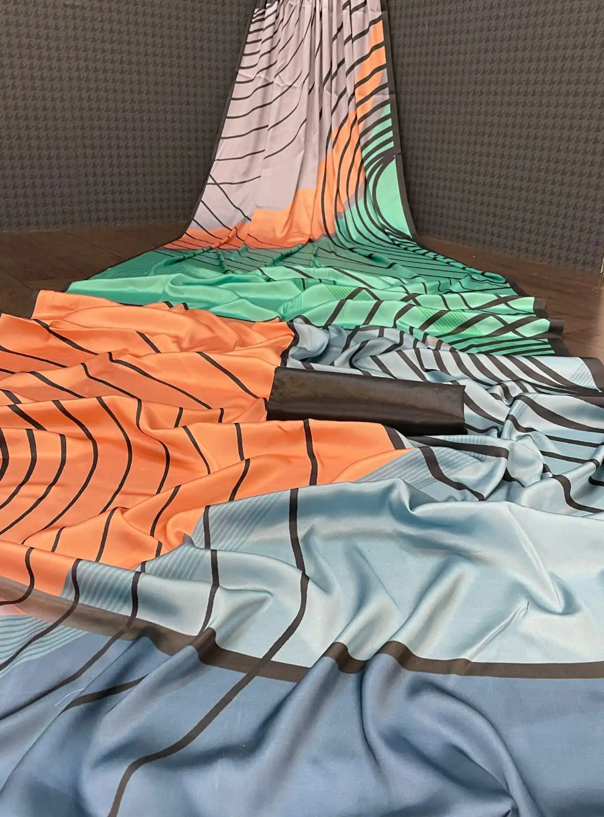 Veechis RUHI Grey Color Heavy Devsena Soft Silk Beautiful Digital Printed Saree Casual, Party Festive, Events. Expected Delivery 4-6 Working Days @1499 | Sarees, Bollywood Sarees, Creative Sarees, Designer Sarees, Embroidered Sarees, Modern Digital sarees, Party Wear Sarees