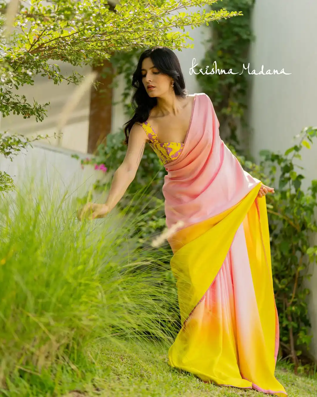  JM Krishna Madana Light Pink Color Satin Silk Blouse Digital Print Saree, Party Wear, Events, Festivals Expected Delivery 4-6 Working Days 1549/- | Sarees, Bollywood Sarees, Creative Sarees, Designer Sarees, Embroidered Sarees, Ethnic Saree, Modern Digital sarees, Party Wear Sarees