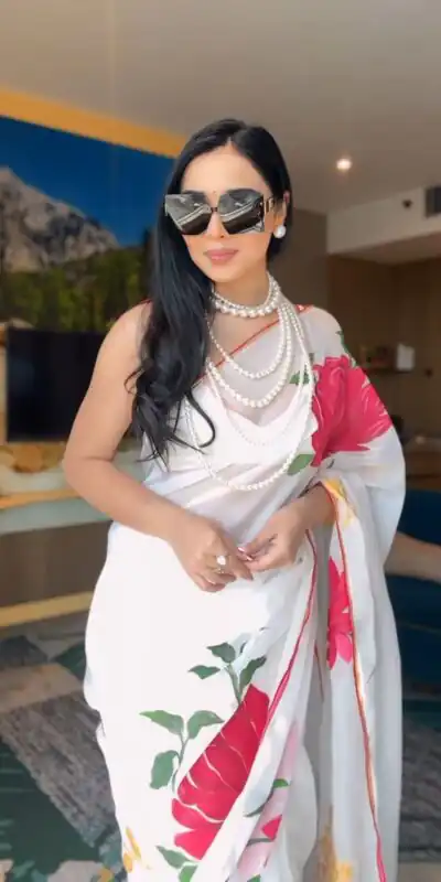 SC 265 White Color Pure Soft Georgette Silk Design All Over Saree , Party Wear, Events, Festivals Expected Delivery 4-6 Working Days 1599/- | Sarees, Bollywood Sarees, Creative Sarees, Designer Sarees, Embroidered Sarees, Ethnic Saree, Modern Digital sarees, Party Wear Sarees