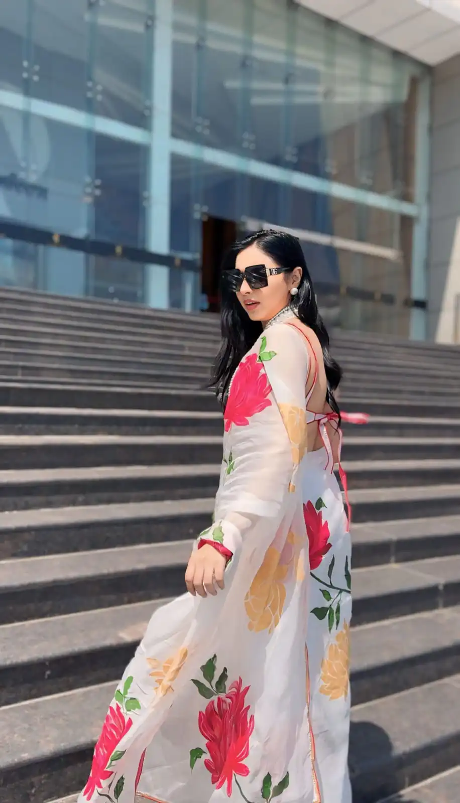  SC 265 White Color Pure Soft Georgette Silk Design All Over Saree , Party Wear, Events, Festivals Expected Delivery 4-6 Working Days 1599/- | Sarees, Bollywood Sarees, Creative Sarees, Designer Sarees, Embroidered Sarees, Ethnic Saree, Modern Digital sarees, Party Wear Sarees