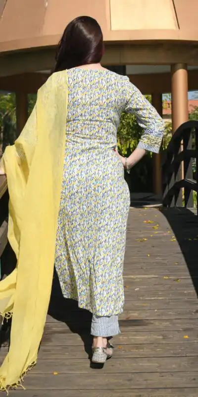 DDH ROYAL WHITE Color Viscose Cotton Printed Work Salwar Suit Casual, Party, Wedding, Festive, Events Etc.  Expected Delivery 4-6 Working Days @1669/- | Salwar suit, Designer Suits, Casual Suits, Creative suits, Palazzo Suits, Party Wear Suits, Patiala Suits, Straight Suits