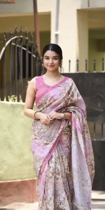Veechis 110 Pink Color Linen Beautiful Digital Printed Work Saree Casual, Party Festive, Events. Expected Delivery 4-6 Working Days @1549/- | Sarees, Bollywood Sarees, Creative Sarees, Designer Sarees, Embroidered Sarees, Modern Digital sarees, Party Wear Sarees
