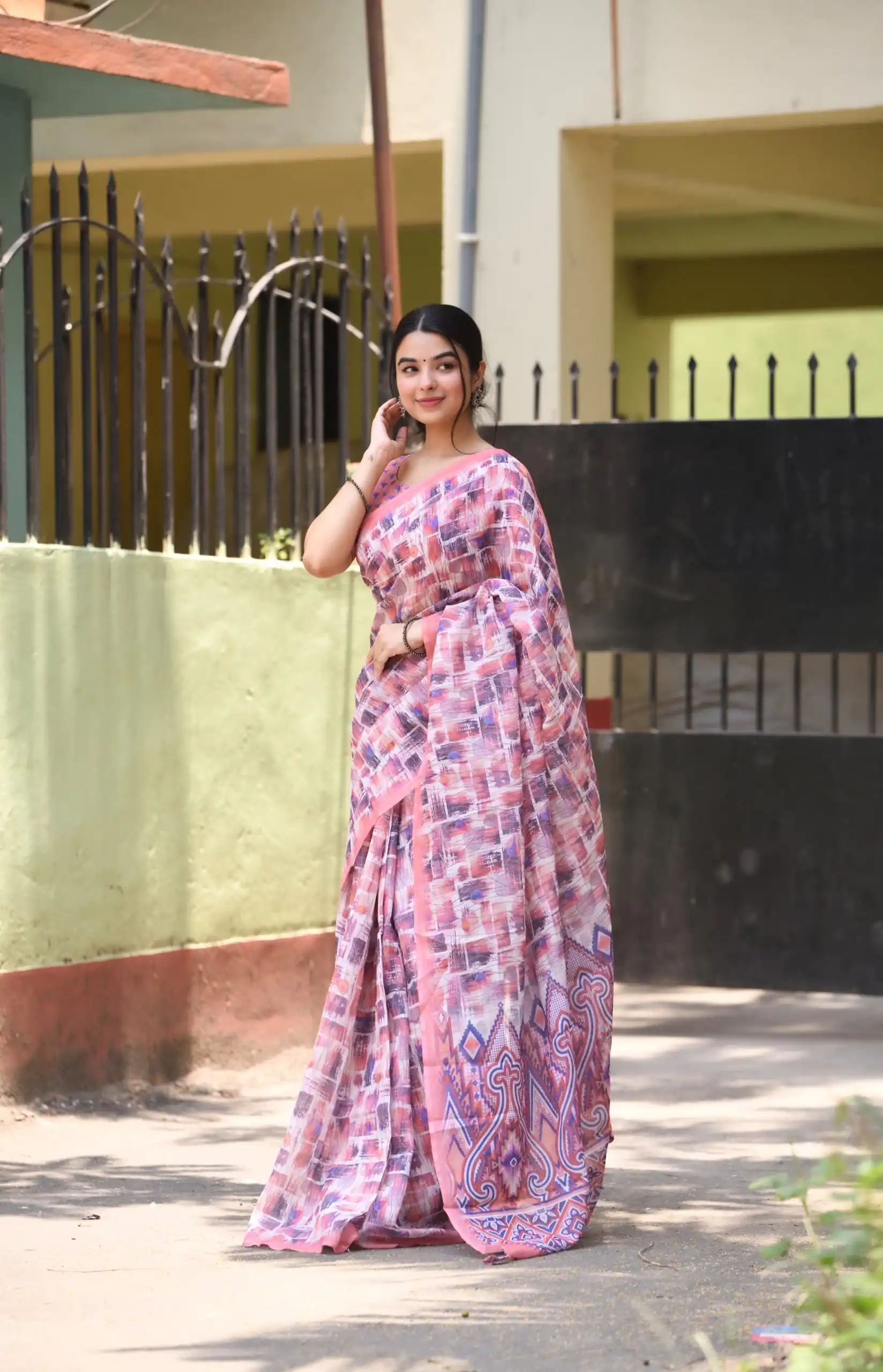 Veechis 110 Purple Color Linen Beautiful Digital Printed Work Saree Casual, Party Festive, Events. Expected Delivery 4-6 Working Days @1549/- | Sarees, Bollywood Sarees, Creative Sarees, Designer Sarees, Embroidered Sarees, Modern Digital sarees, Party Wear Sarees