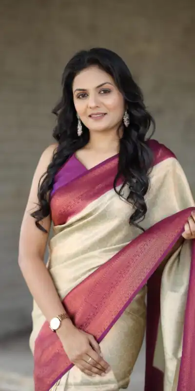 GK Kubera C-Green Color Soft Silk Beautiful Rich Pallu All Over Saree Events Casual Wedding Festive . Expected Delivery  4-6 Working Days @1999/- | Sarees, Bollywood Sarees, Creative Sarees, Designer Sarees, Embroidered Sarees, Ethnic Saree, Modern Digital sarees, Party Wear Sarees