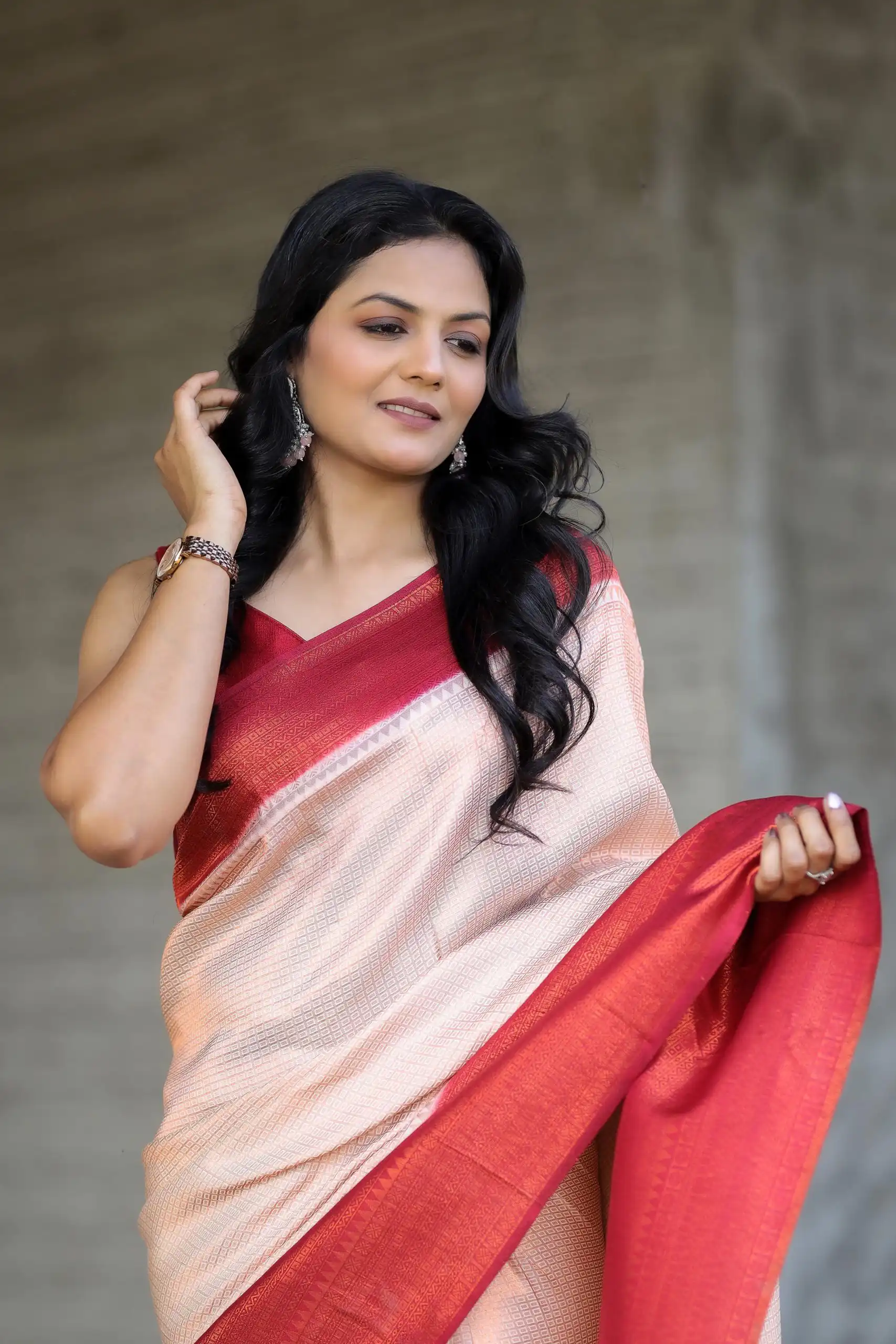 GK Kubera Cream Color Soft Silk Beautiful Rich Pallu All Over Saree Events Casual Wedding Festive . Expected Delivery  4-6 Working Days @1999/- | Sarees, Bollywood Sarees, Creative Sarees, Designer Sarees, Embroidered Sarees, Ethnic Saree, Modern Digital sarees, Party Wear Sarees