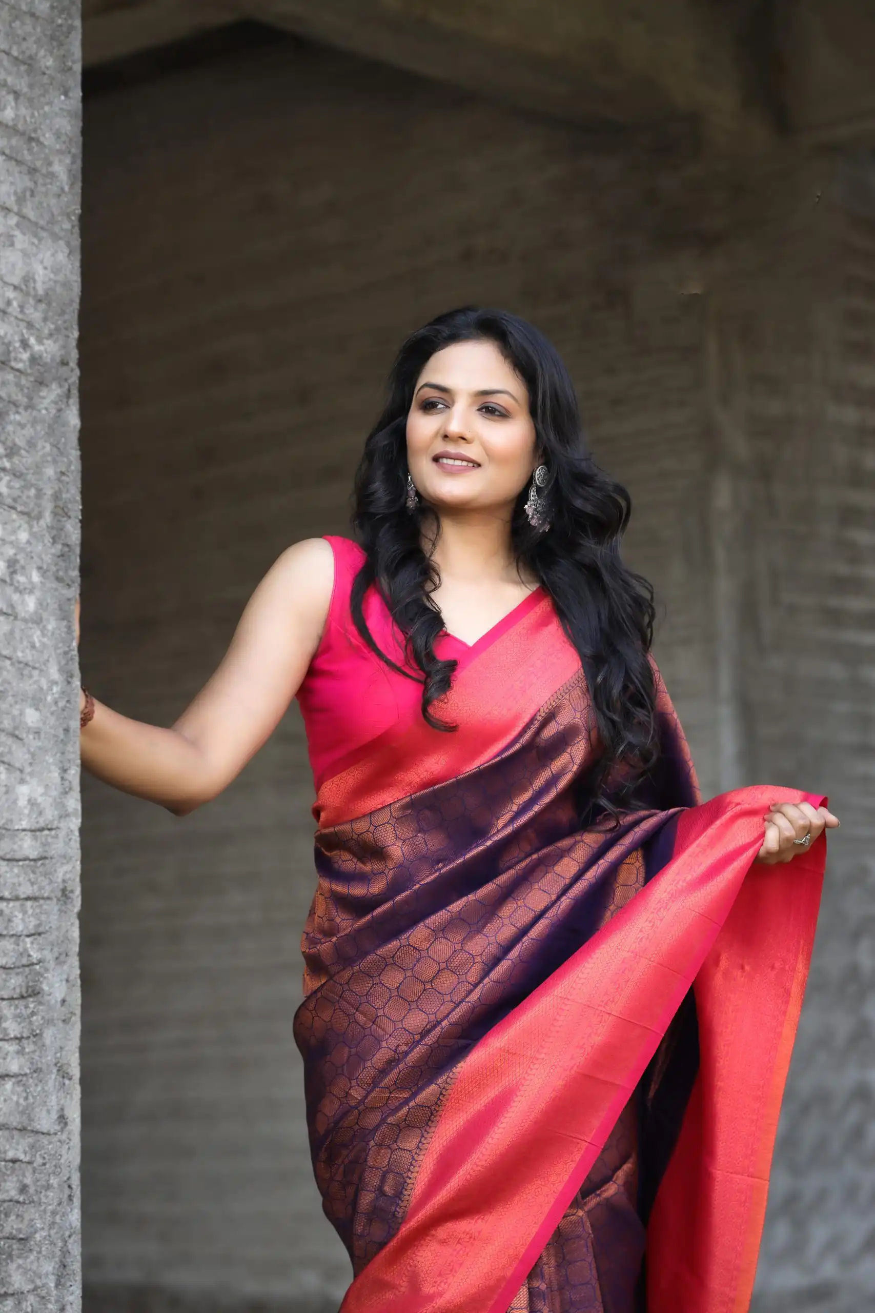 GK Kubera Navy Blue Color Soft Silk Beautiful Rich Pallu All Over Saree Events Casual Wedding Festive . Expected Delivery  4-6 Working Days @1999/- | Sarees, Bollywood Sarees, Creative Sarees, Designer Sarees, Embroidered Sarees, Ethnic Saree, Modern Digital sarees, Party Wear Sarees