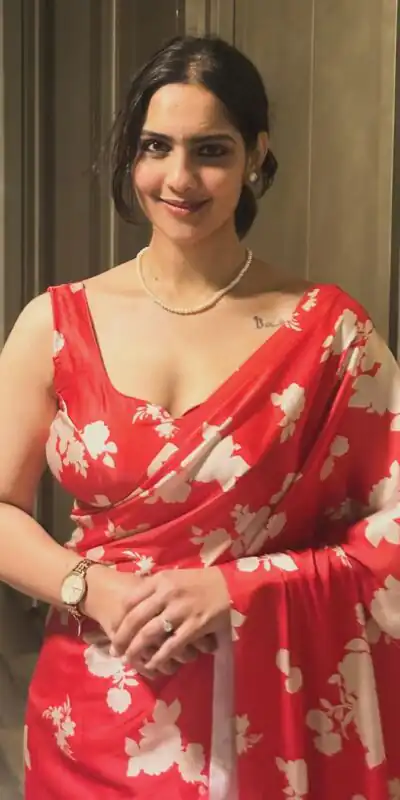 JM Diksha sharma Red Color Satin Silk Blouse Digital Print Saree, Party Wear, Events, Festivals Expected Delivery 4-6 Working Days 1549/- | Sarees, Bollywood Sarees, Creative Sarees, Designer Sarees, Embroidered Sarees, Ethnic Saree, Modern Digital sarees, Party Wear Sarees