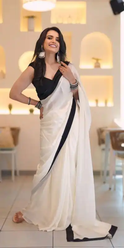 JM Ankita Lokhande White Color Heavy Japan Satin Less Border Work Saree , Party Wear, Events, Festivals Expected Delivery 4-6 Working Days 1399 /- | Sarees, Bollywood Sarees, Creative Sarees, Designer Sarees, Embroidered Sarees, Ethnic Saree, Modern Digital sarees, Party Wear Sarees