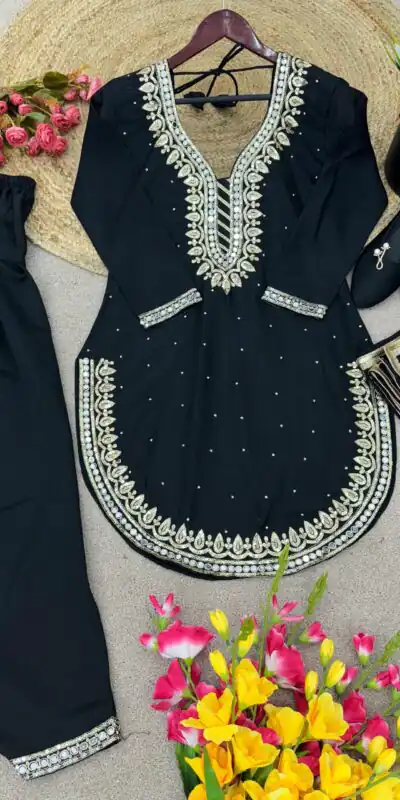 SRK 5138 Black Color Pure Chinnon Embroidery Diamond Salwar Suit Wedding, Party, Festive, Events Expected Delivery 4-6 Working Days @ 1949/- | Jump Suits, Salwar suit, Designer Suits, Casual Suits, Creative suits, Palazzo Suits, Party Wear Suits, Patiala Suits, Straight Suits