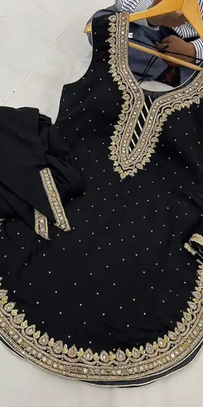 SRK 5138 Black Color Pure Chinnon Embroidery Diamond Salwar Suit Wedding, Party, Festive, Events Expected Delivery 4-6 Working Days @ 1949/- | Jump Suits, Salwar suit, Designer Suits, Casual Suits, Creative suits, Palazzo Suits, Party Wear Suits, Patiala Suits, Straight Suits