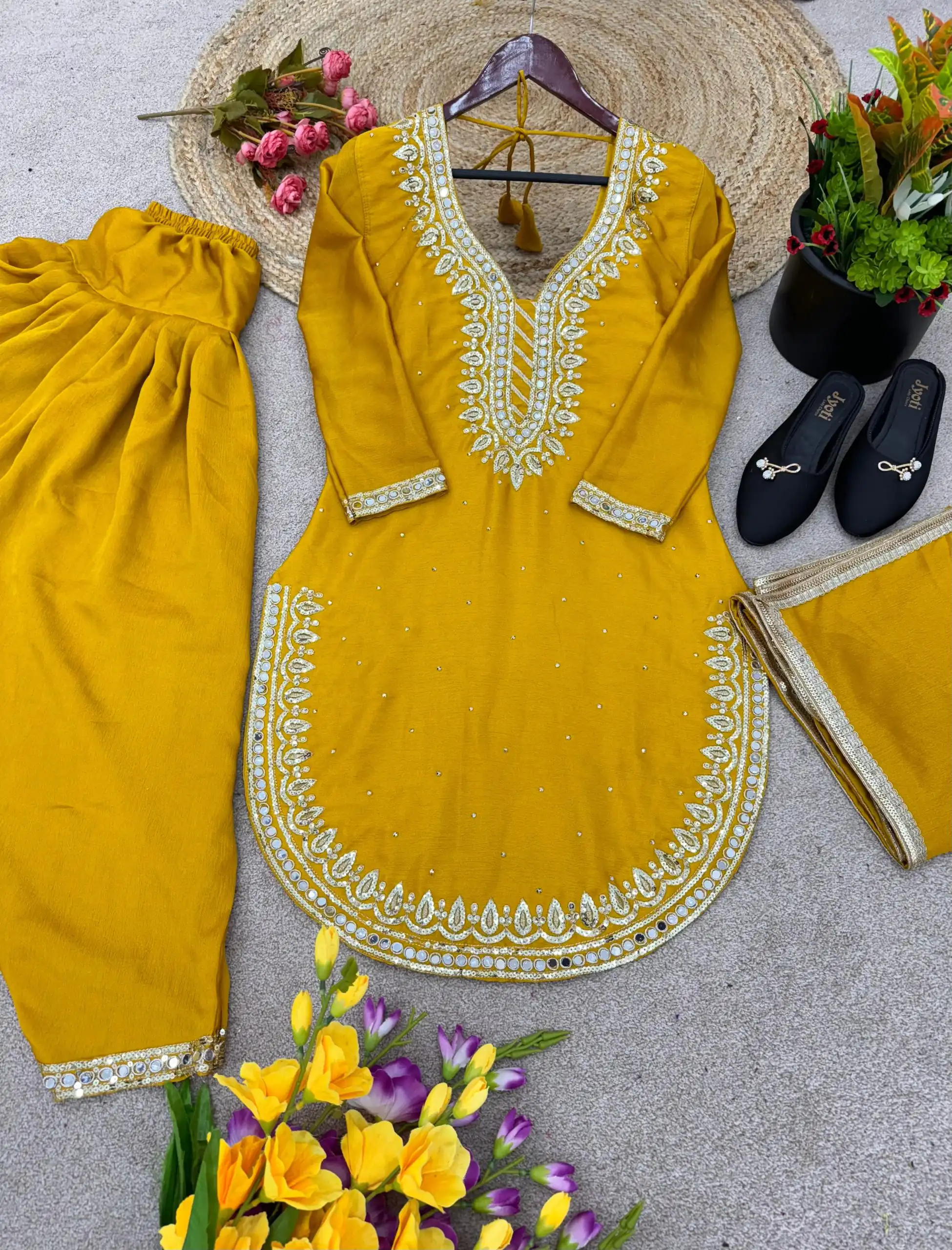 SRK 5138 Yellow Color Pure Chinnon Embroidery Diamond Salwar Suit Wedding, Party, Festive, Events Expected Delivery 4-6 Working Days @ 1949/- | Jump Suits, Salwar suit, Designer Suits, Casual Suits, Creative suits, Palazzo Suits, Party Wear Suits, Patiala Suits, Straight Suits