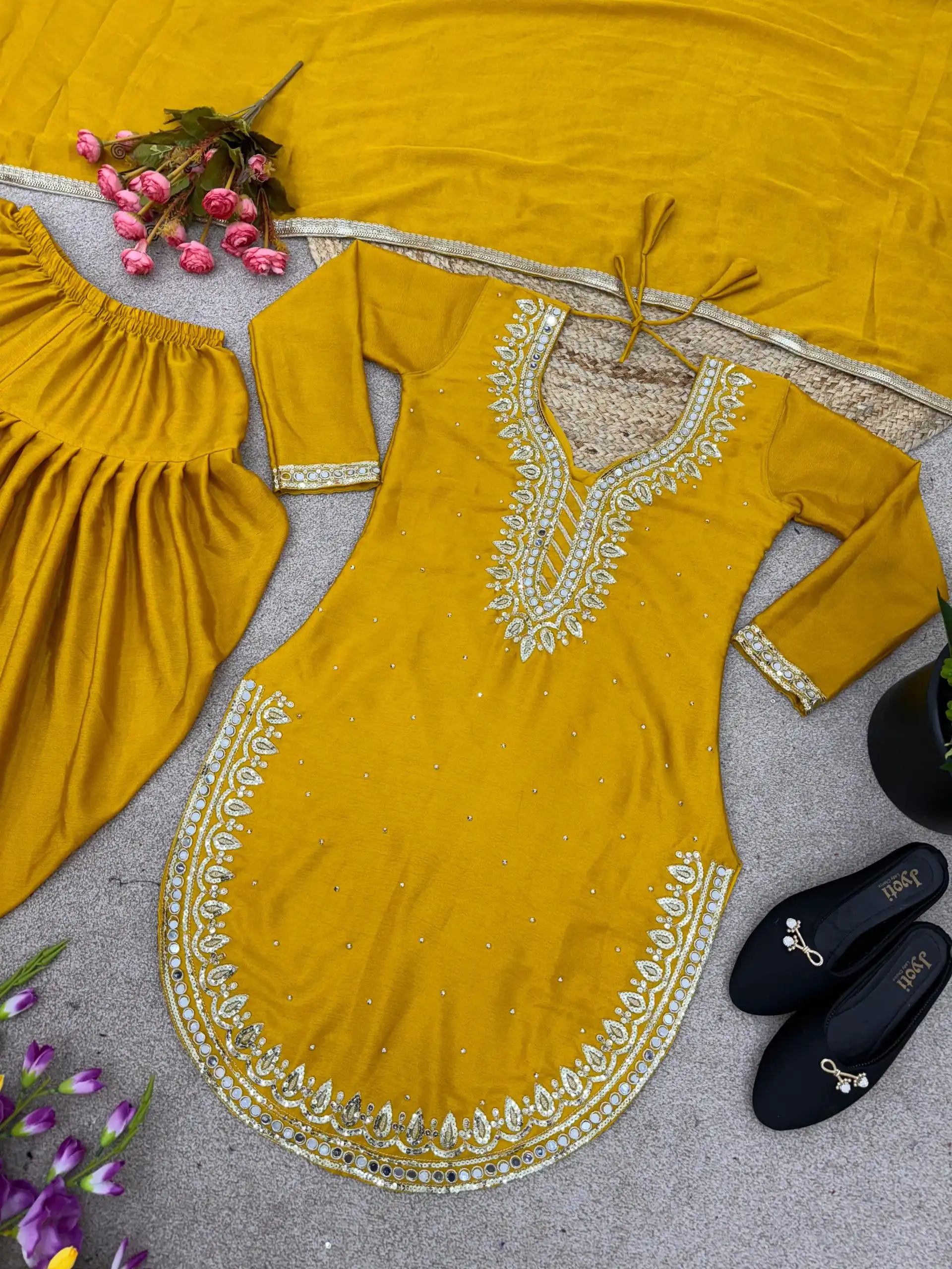 SRK 5138 Yellow Color Pure Chinnon Embroidery Diamond Salwar Suit Wedding, Party, Festive, Events Expected Delivery 4-6 Working Days @ 1949/- | Jump Suits, Salwar suit, Designer Suits, Casual Suits, Creative suits, Palazzo Suits, Party Wear Suits, Patiala Suits, Straight Suits