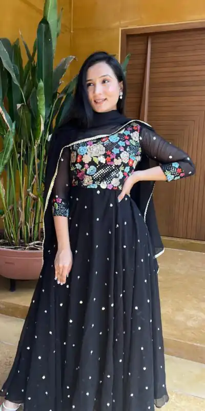   Ram 007 Black Color Fox Georgette Embroidery Lace Work Gown Casual, Wedding, Party, Festive, Events Etc. Expected Delivery 4-6 Working Days @2049/- | Gowns, Bollywood Gowns, Creative Gowns, Designer Gowns, Embroidered Gowns, Party Wear Gowns