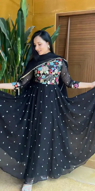   Ram 007 Black Color Fox Georgette Embroidery Lace Work Gown Casual, Wedding, Party, Festive, Events Etc. Expected Delivery 4-6 Working Days @2049/- | Gowns, Bollywood Gowns, Creative Gowns, Designer Gowns, Embroidered Gowns, Party Wear Gowns